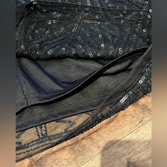 Molly Bracken Black Sequin Dress - Picture 10 of 10